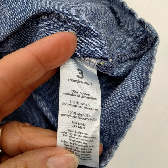 Carter's size 3 months baby chambray collared dress with tiny heart - Picture 4 of 10